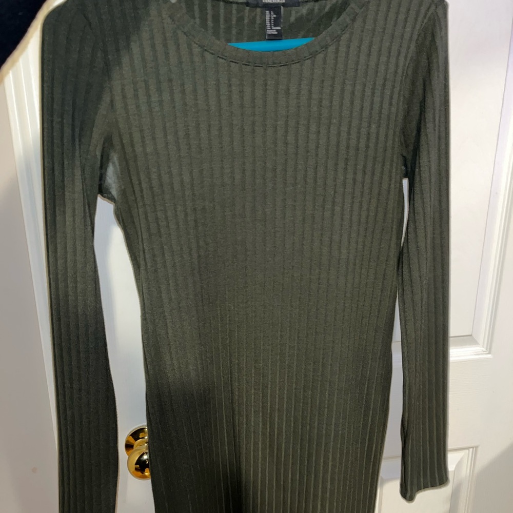 Olive green long sleeve dress